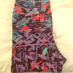 Lularoe OS geometric print leggings